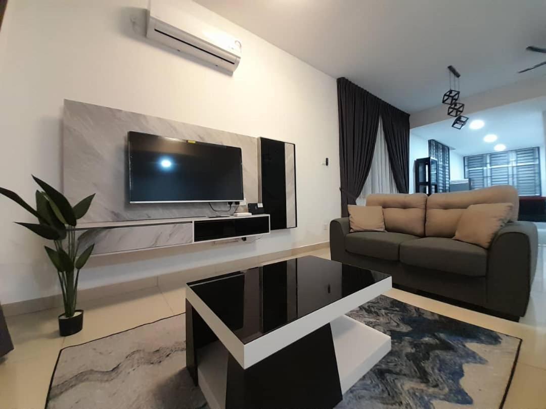 Desaru Melati Homestay Netflix Wifi Bandar Penawar Exteriör bild