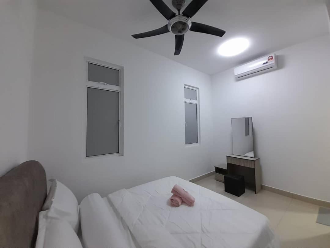 Desaru Melati Homestay Netflix Wifi Bandar Penawar Exteriör bild